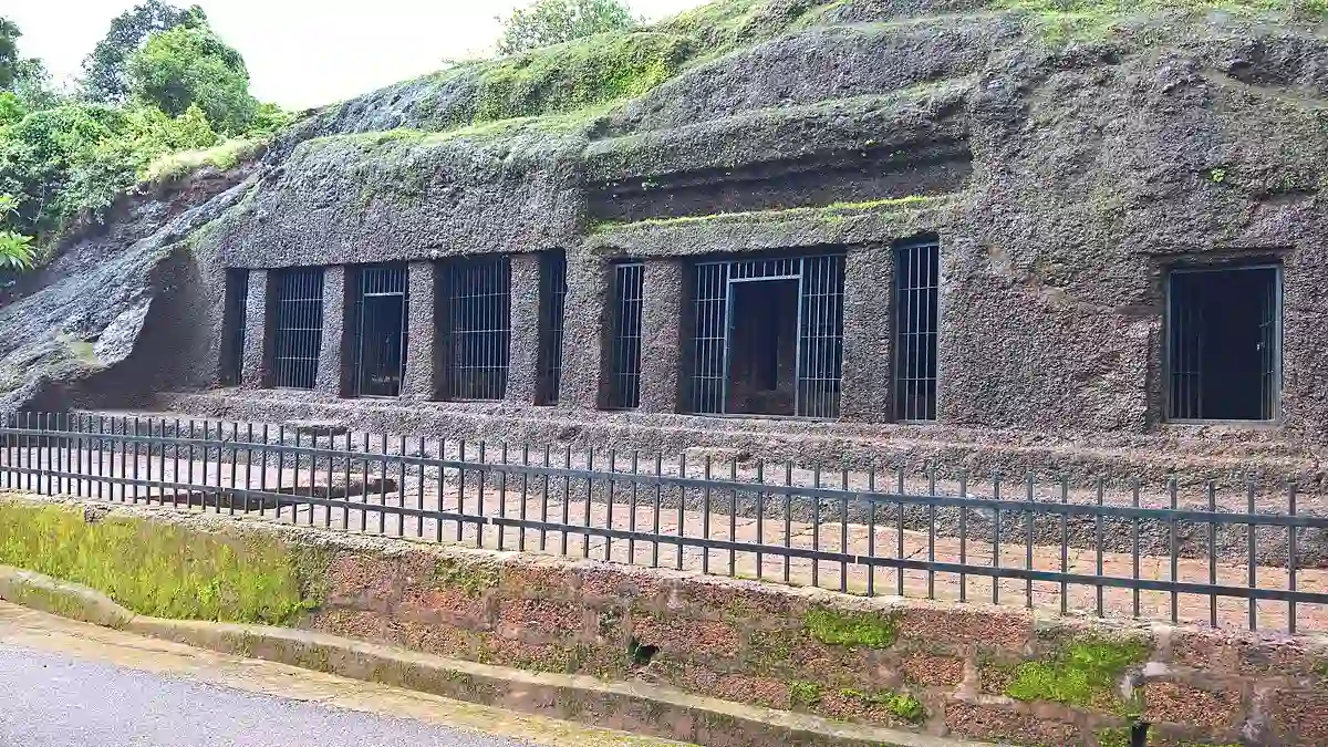 Arvalem Caves