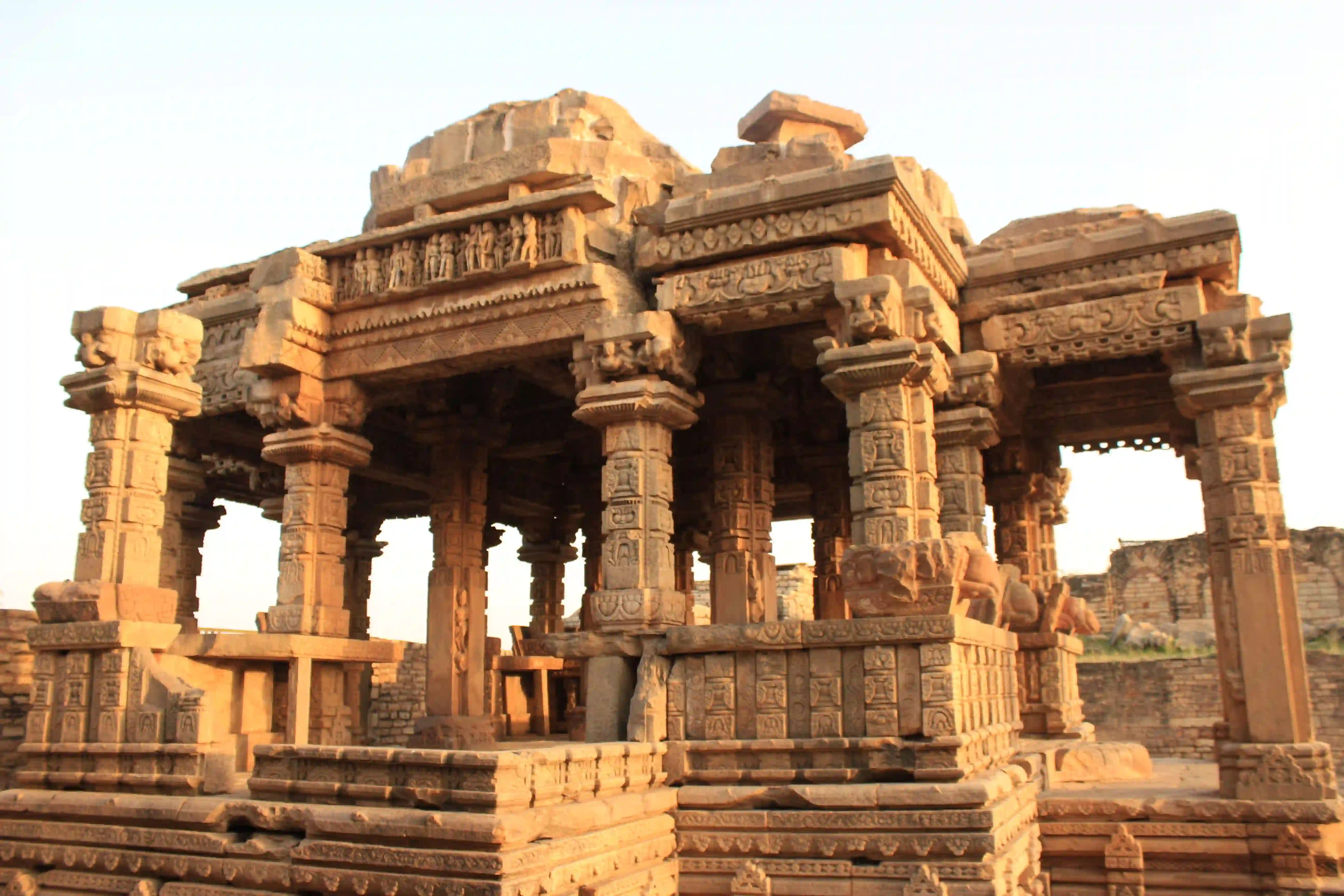 Shiva Temple Mandapa – Padavali 